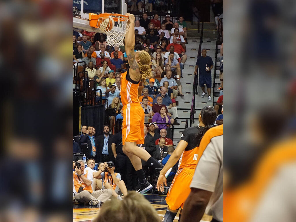 Brittney Griner dunking at the 2015 WNBA All-Star game held at the Mohegan Sun in Uncasville, Connecticut
