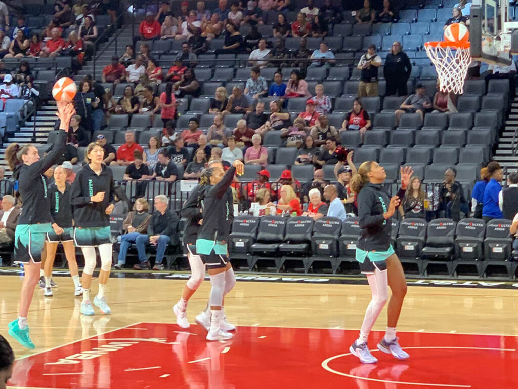 New York Liberty players warm up before the game